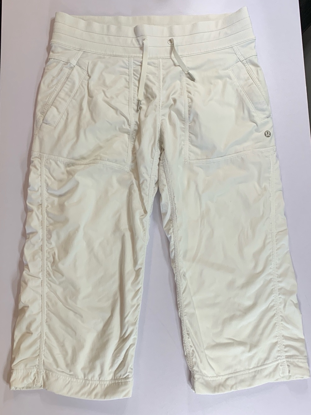 Lululemon Dance Studio Crop Pants 8 White Capri Athleisure Yoga